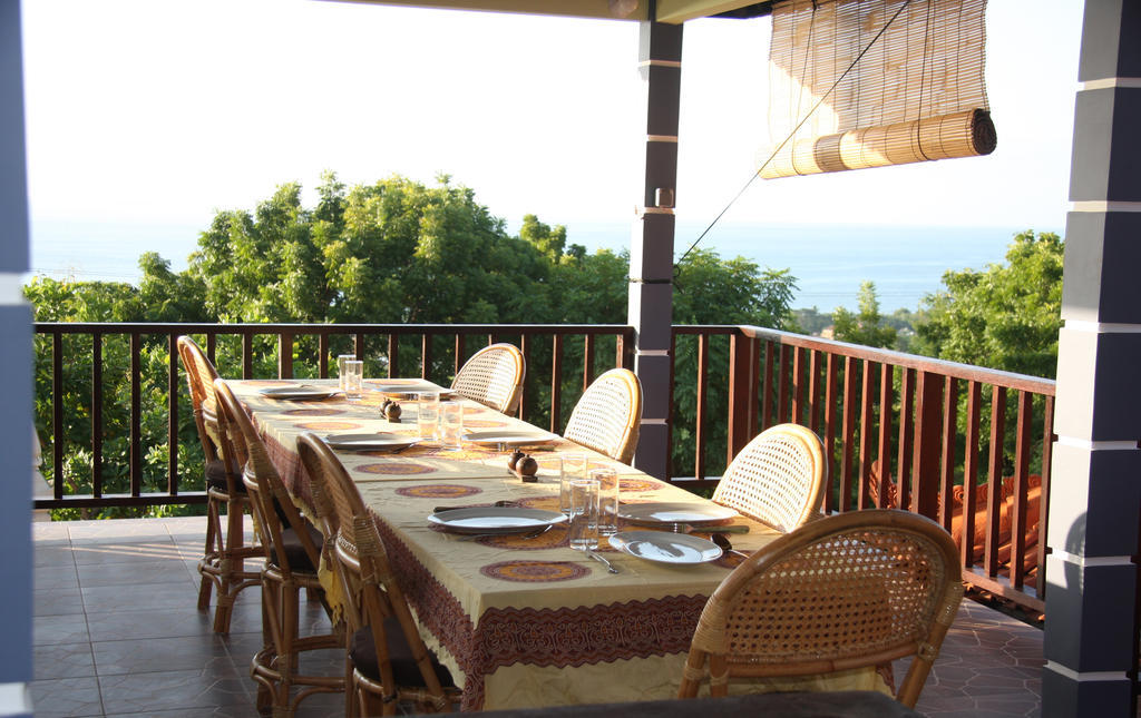 Hotel Bali Natur à Lovina Beach Extérieur photo